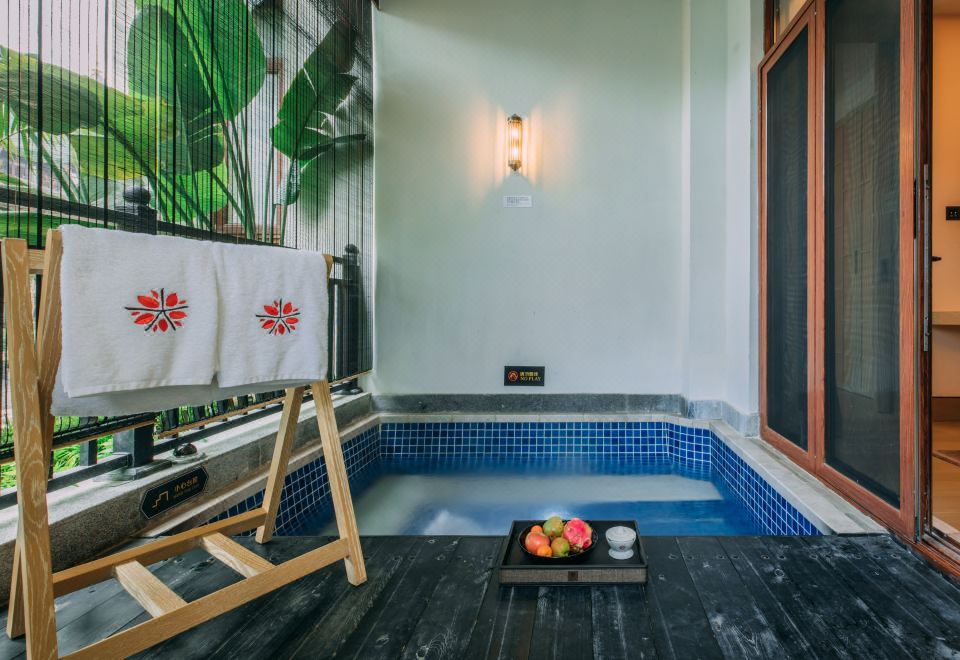 Angsana XishuangbannaHot Spring Pool Suite King