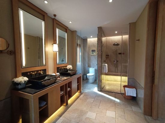 静心红枫坪山景大床房