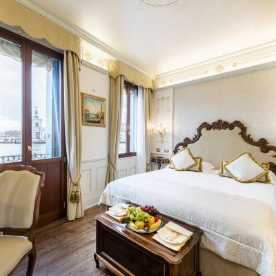 Suite with Grand Canal View Monaco & Grand Canal Promo Code