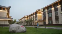 Aral Taheguanlan Hotel