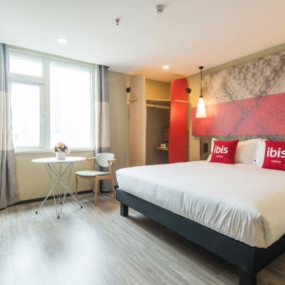 高級大床房 宜必思飯店（西安鐘樓東大街店）優惠