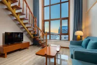 Changbai Mountain Wanda Yue Loft Hot Spring Hotel (Tourism Service Center of West Changbai Mountain)