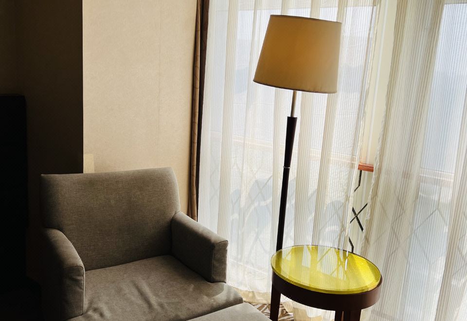 豪华商务大床间