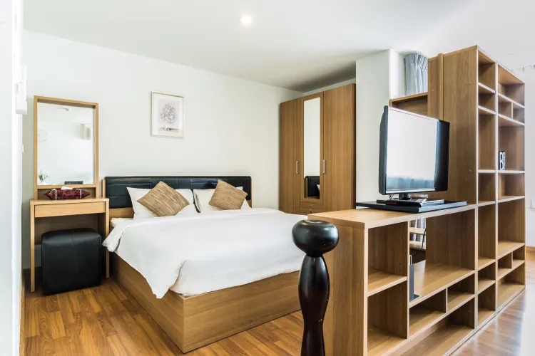 Studio Room (C Type)