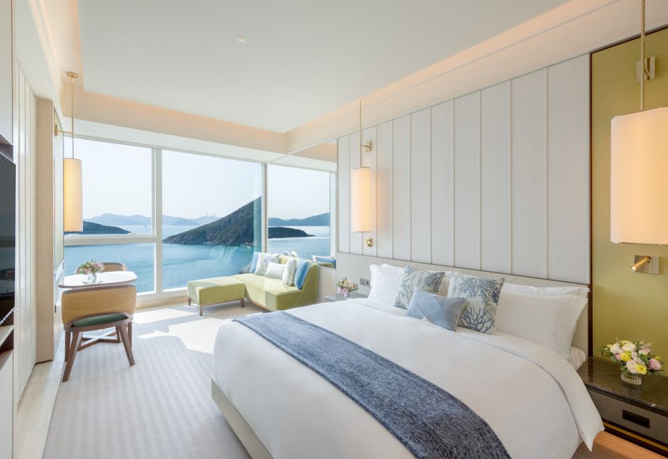 海景客房 (特大雙人床)