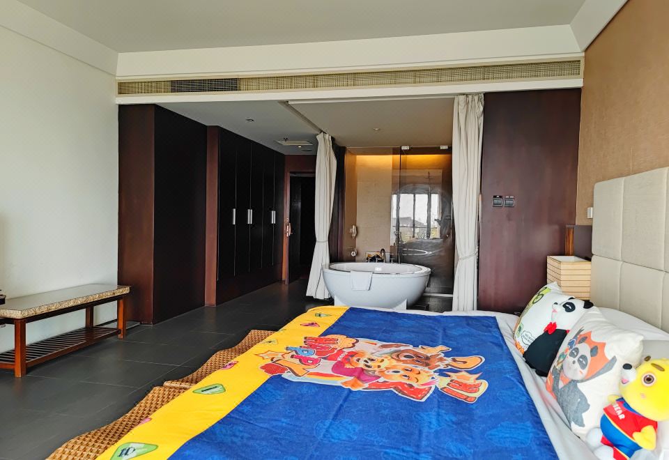 小熊尼奥AR魔法屋（圆形浴缸+扭扭车+滑梯）