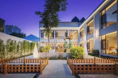 Sixth Street Inn - Riverside Retreat (Yining Branch)​ Hotels in 