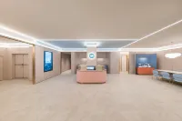 HanTing Hotel (Binhai Wuyue Plaza)