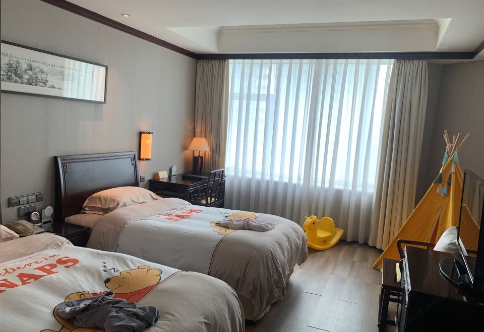 维尼熊亲子双床房