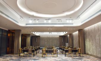 Chor Cher The Luxury Green Hotel - Housity