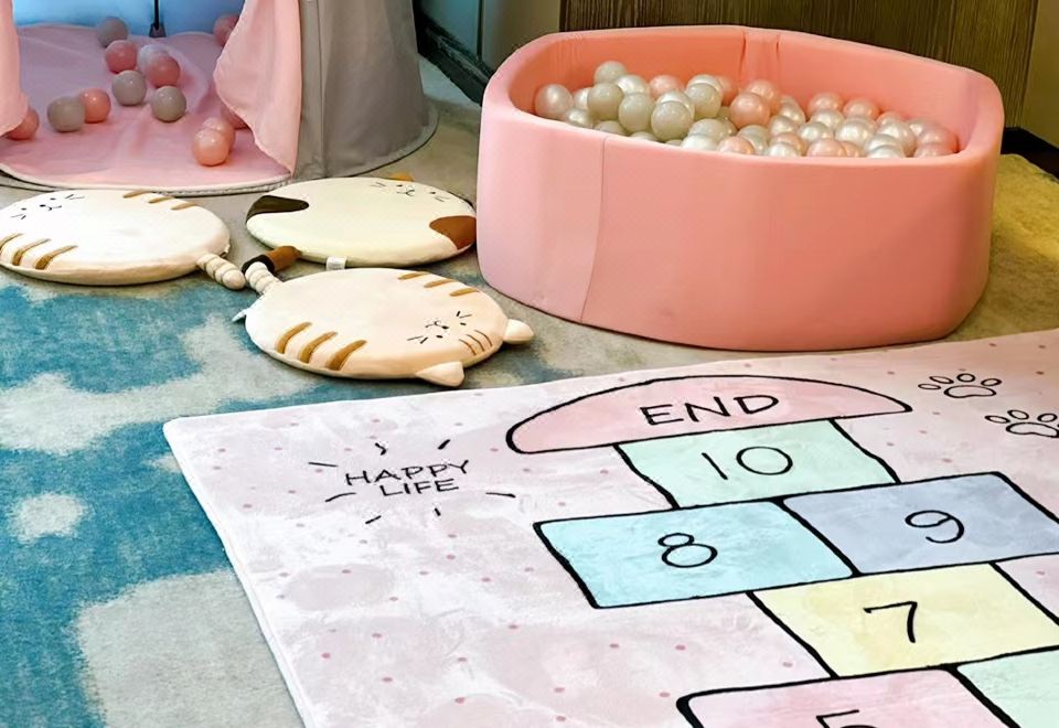 童心童趣豪華大床房