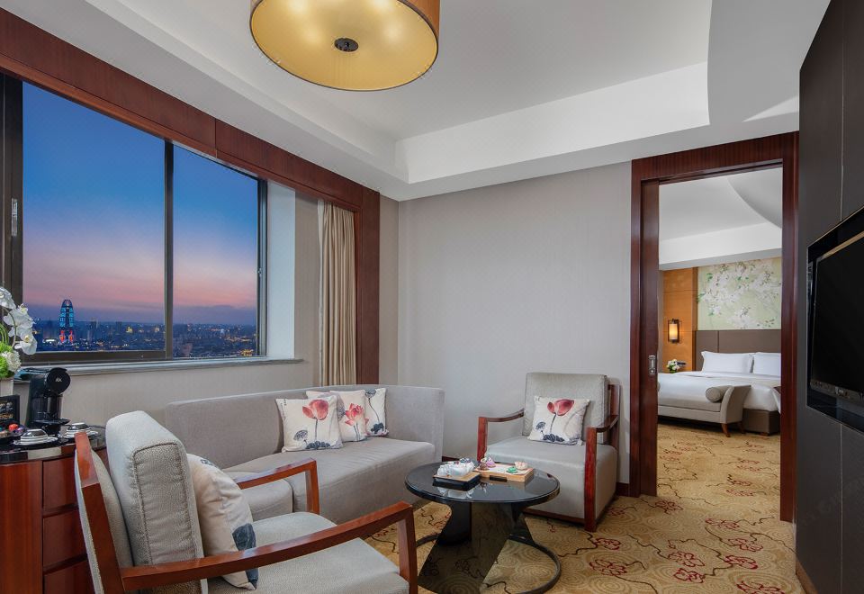 PRESTIGE SUITE, Club Millésime Access, 1 King Bed