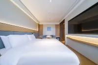 JI Hotel (Siping Yingxiong Guangchang Municipal Government)