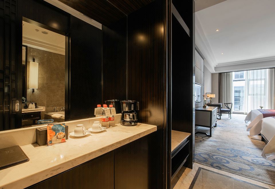 Angel Garden Resort HotelDeluxe Water-view Twin Room