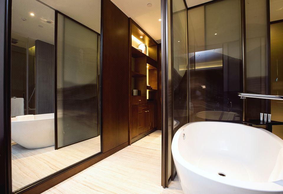 行政房 超大床 【功夫茶具+度假式衞浴】