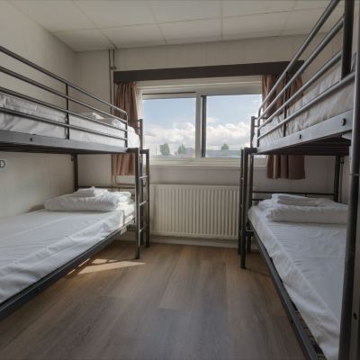 四人房 布特爾酒店優惠