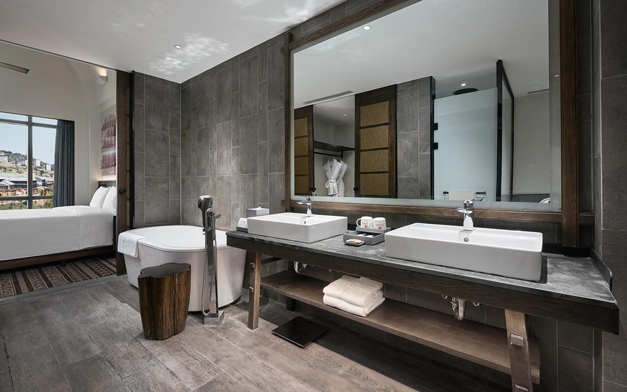 陕北风情湖景家庭双卧套房