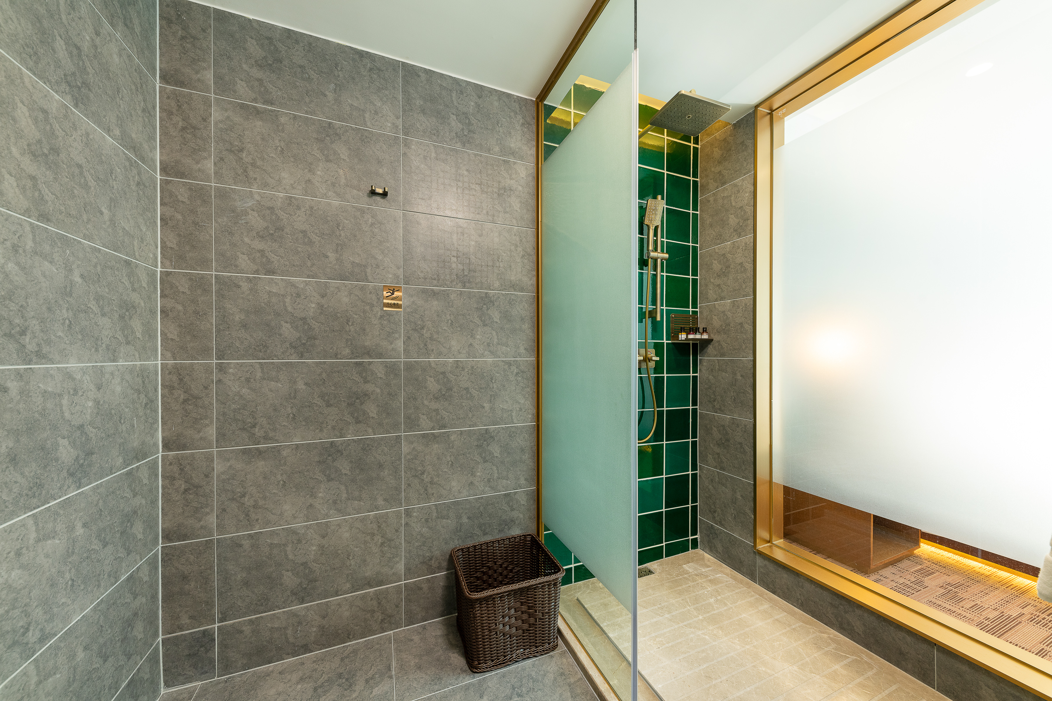 啡凡纯净大床房