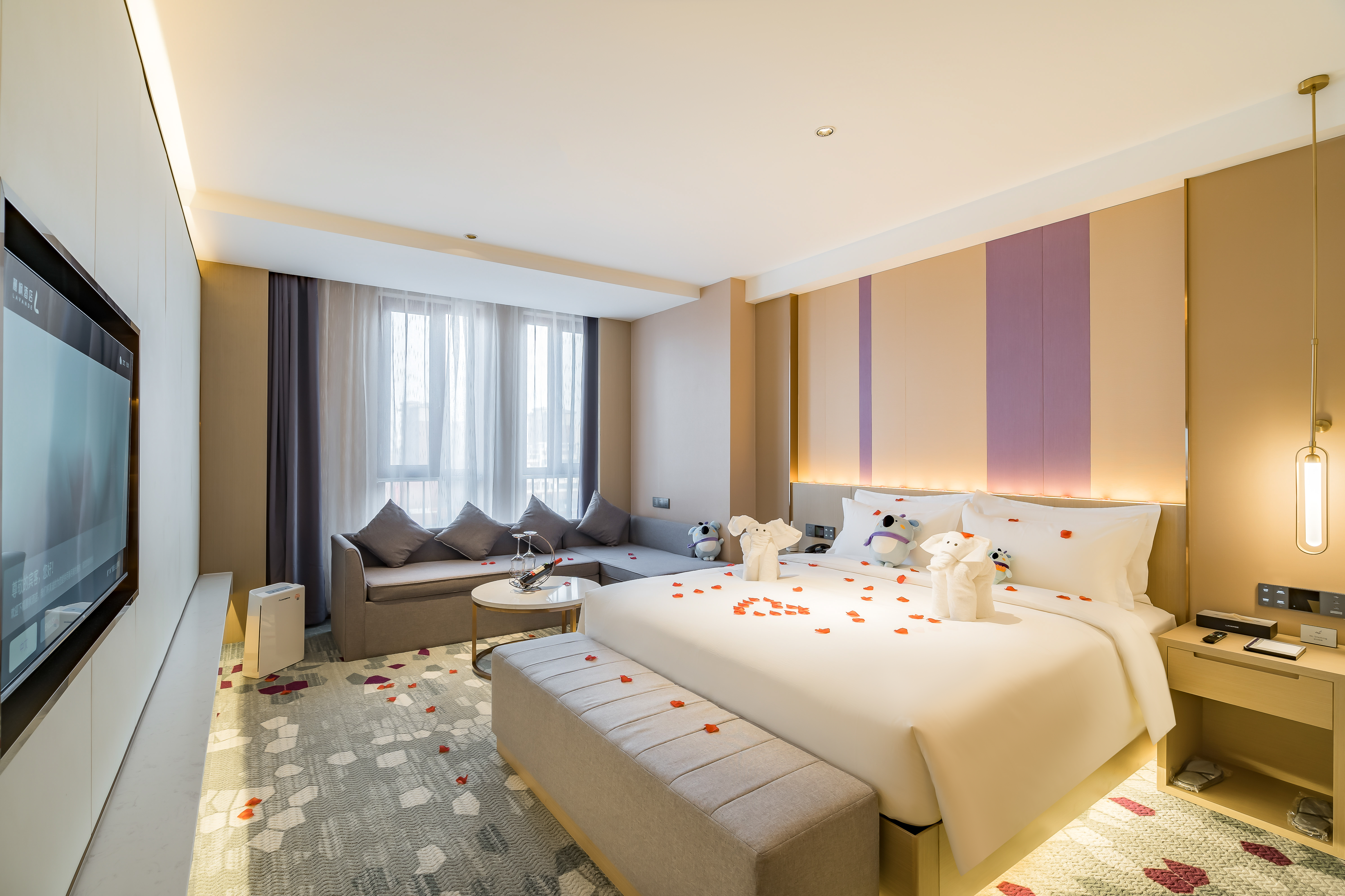 浪漫优享房（智能客控+可投屏+慕思床垫）