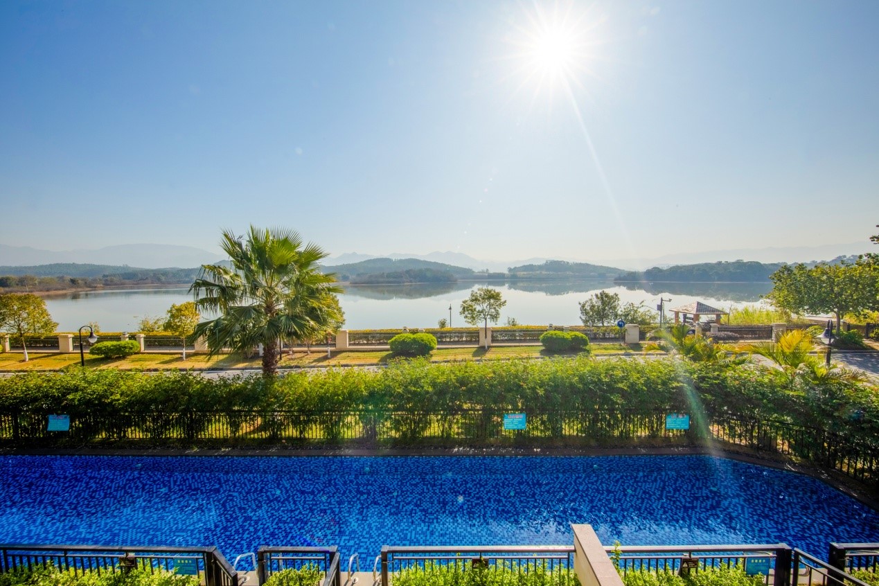 Baodun Lake Hushan Hot Spring Resort2-bed Room With Sea View