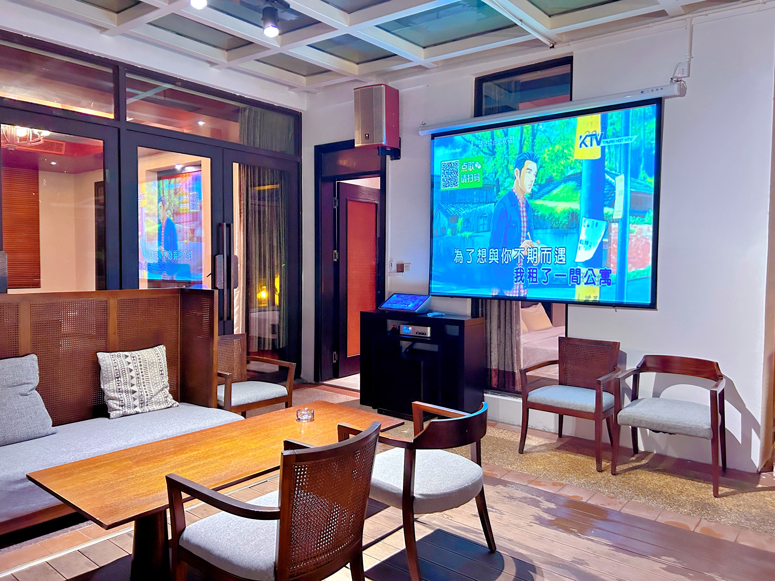 畅享·影院三卧一厅泳池别墅