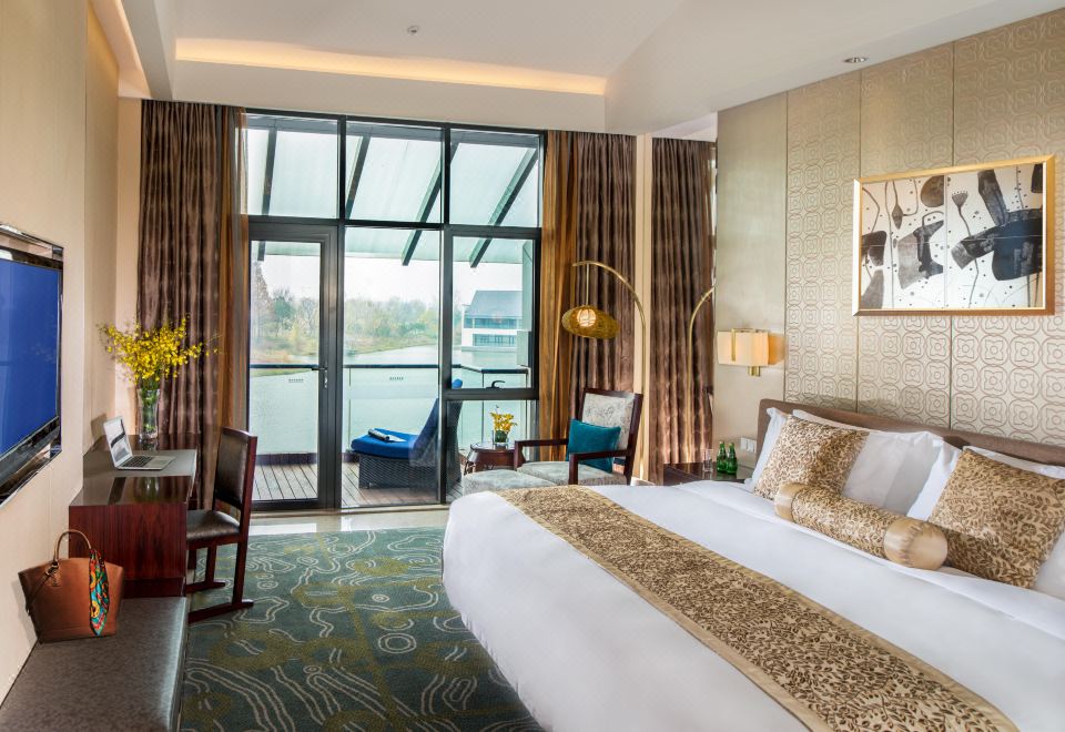 西溪親水大床房