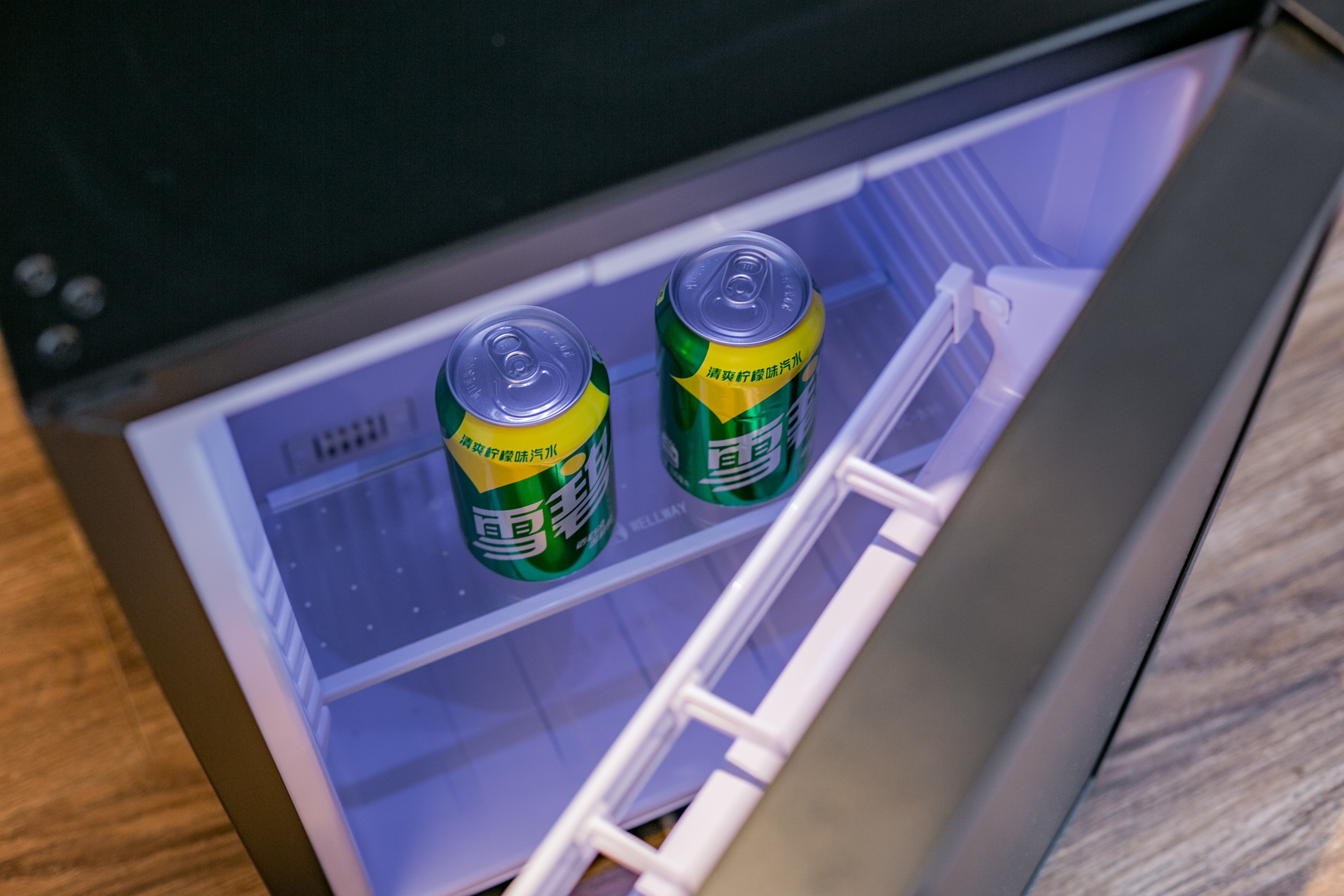 特色大床房（徕芬吹风机+品牌床垫+记忆枕+小冰箱）