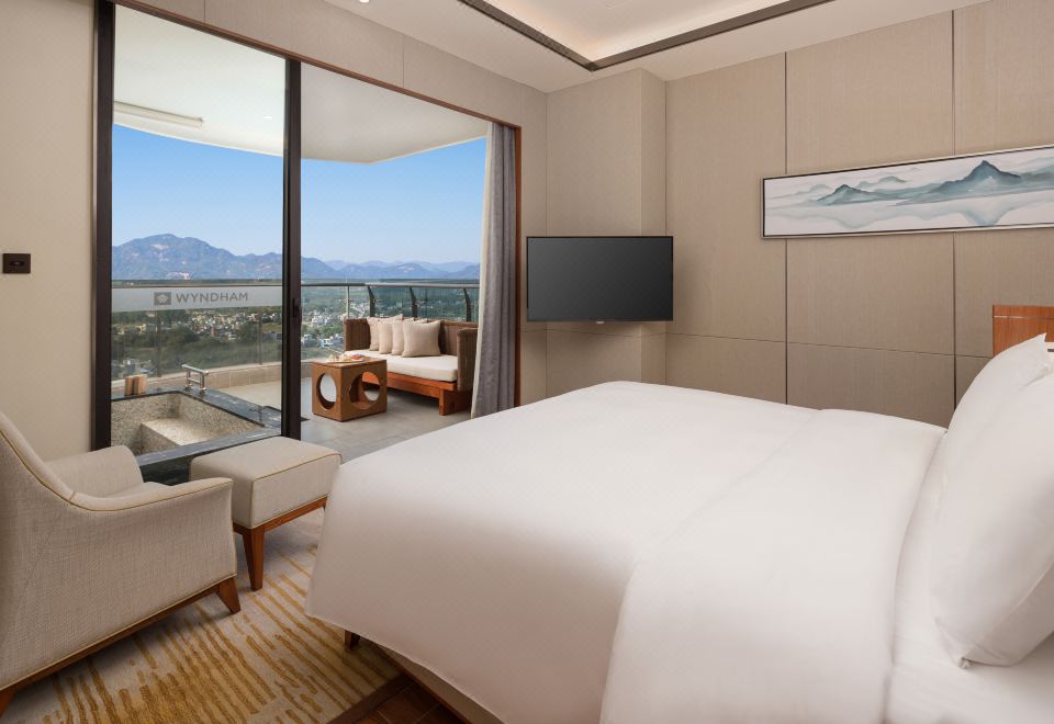 Wyndham NankunshanExecutive Suite