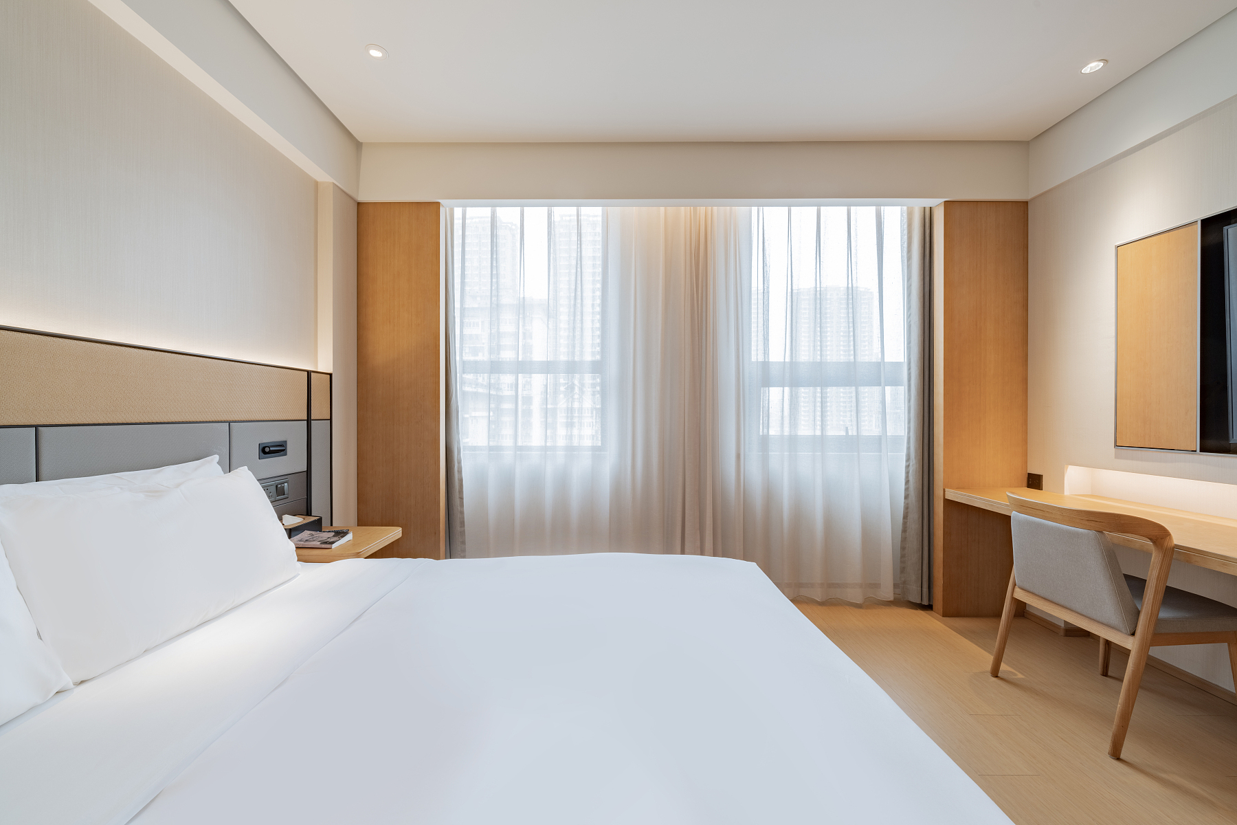 套房（65寸可投屏电视+金可儿床垫+智能马桶）