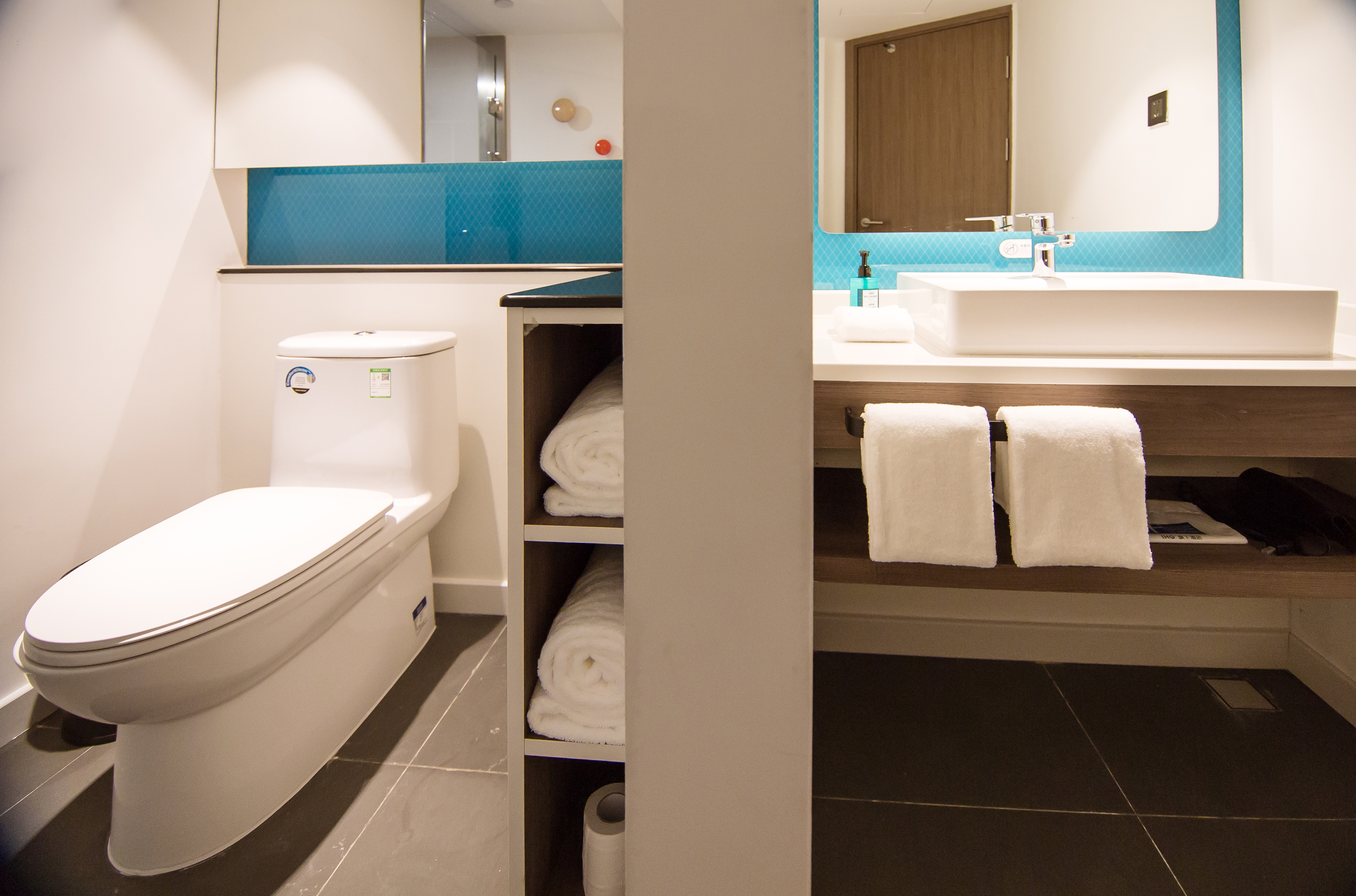 高级大床房[特大床+超大面积]