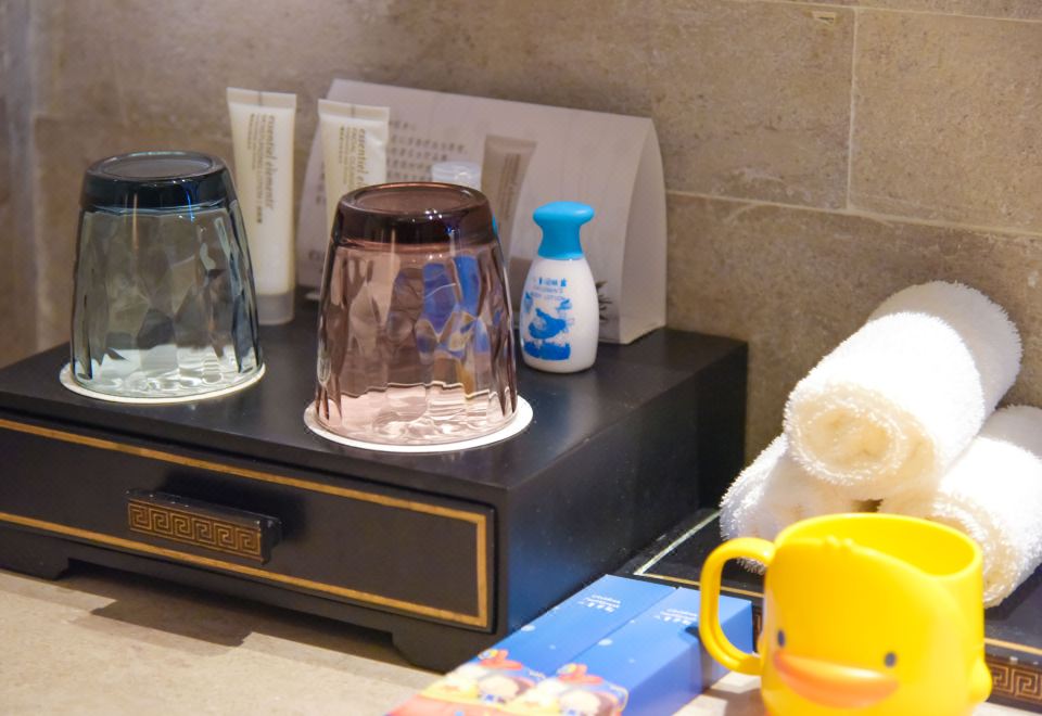 高级海湾景观超大床房小童主题（一线海景+卡通布置）