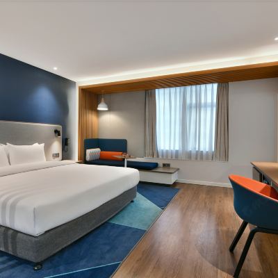 尊享高級套房（超大空間，乾濕分離） 成都北站智選假日飯店（金牛萬達廣場店）優惠