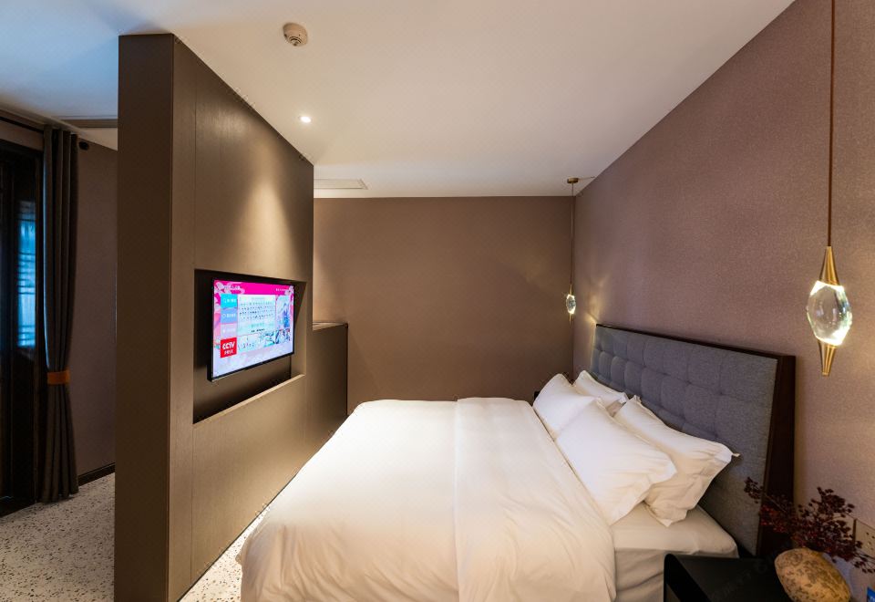 嫣然·重温大床房