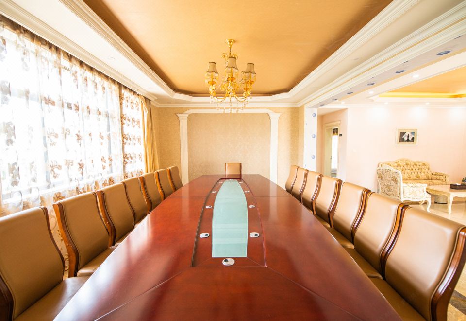 红犀牛（含私汤温泉）