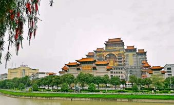 Jingtong Hotel (Yulin City West Qingwan River Park Branch)