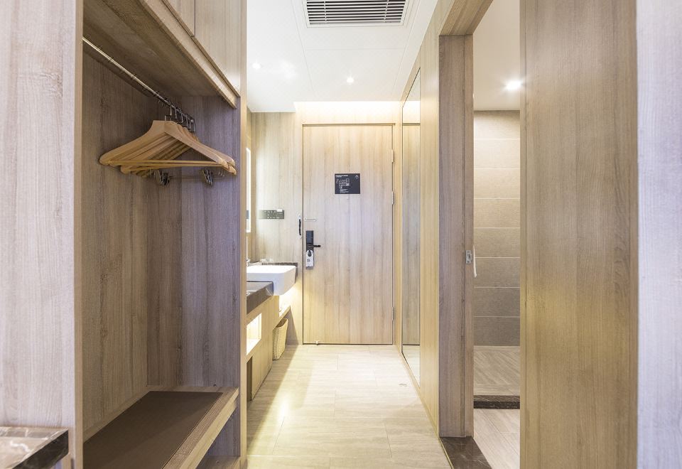 Guestroom (Double Bed)