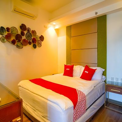 Double Suite OYO 785 The Greenhive Hotel Promo Code