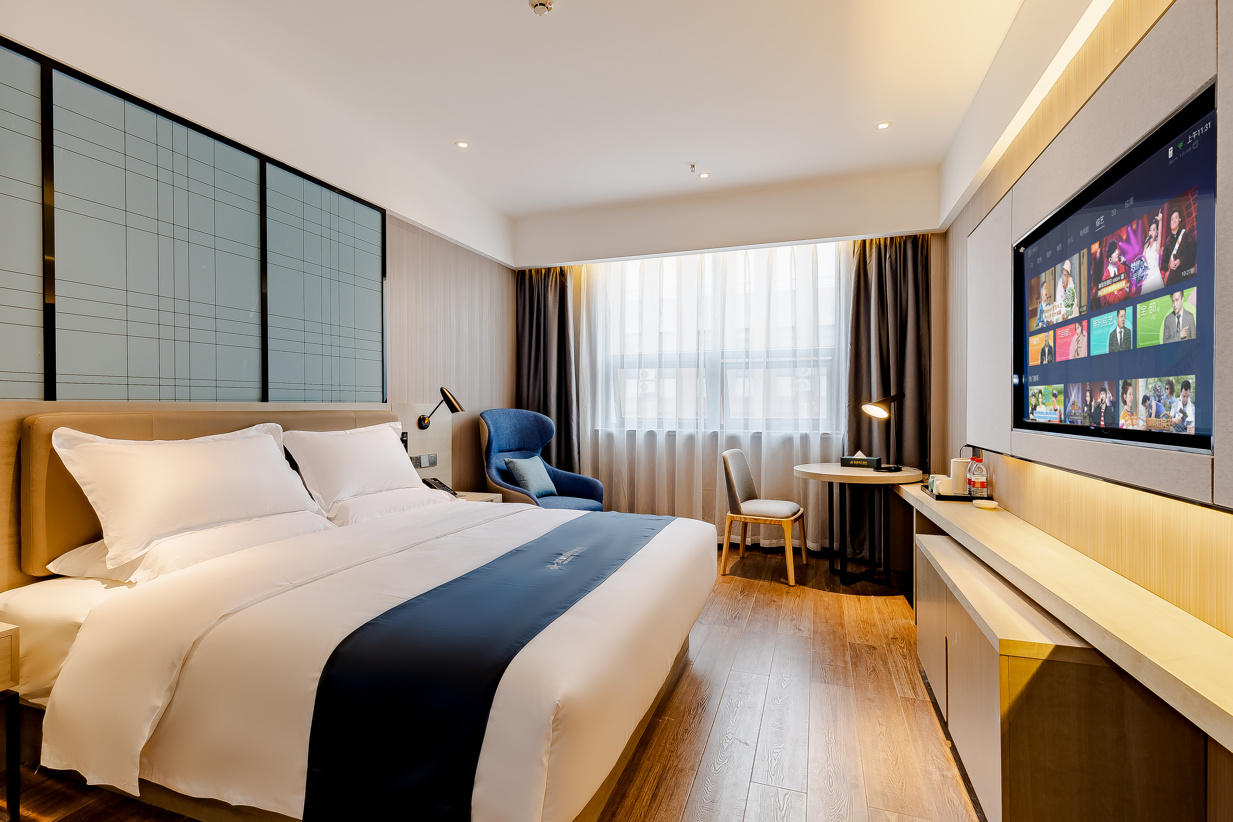 雅漫大床房（森林氧吧+乳胶床垫）