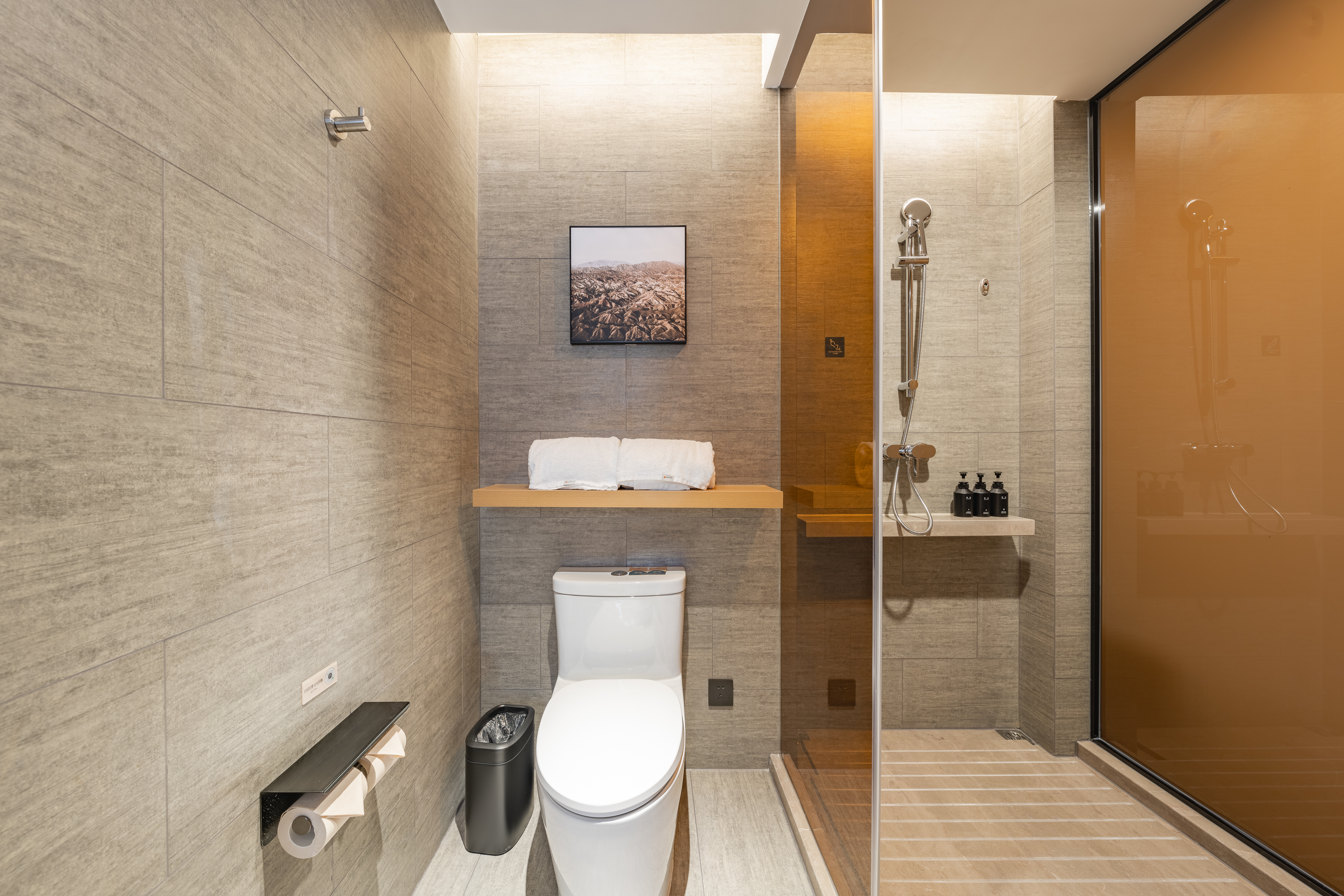 几木大床房（迷你冰箱+深睡床品+智能马桶）