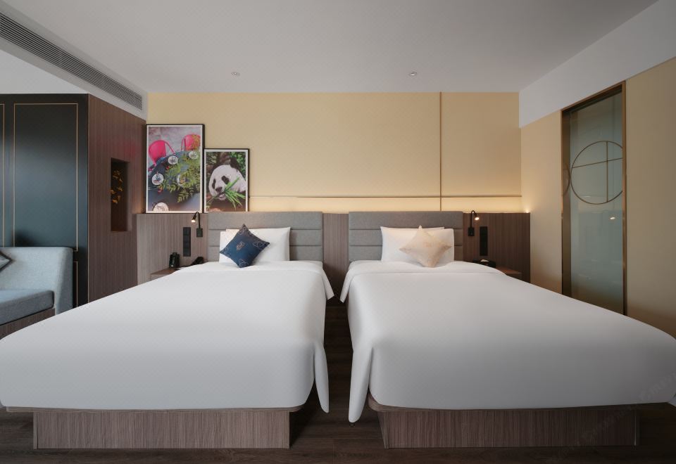 觀景行政雙床房（65寸可投屏+小冰箱＋加熱毛巾桿）