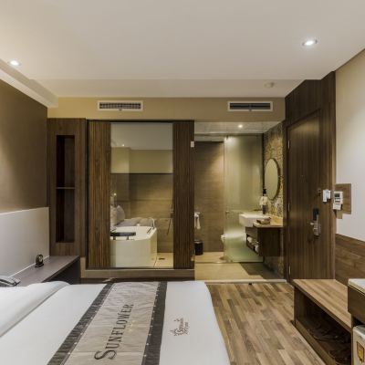 高級雙人床房沒有窗戶 向日葵華麗飯店優惠