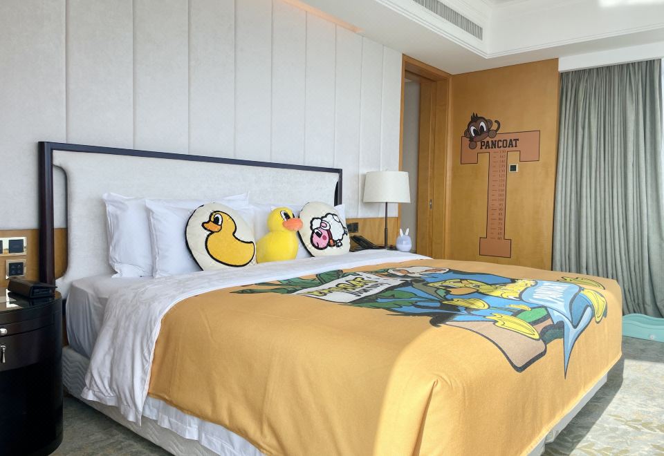 盼酷小黄鸭亲子主题至尊海湾全景套房