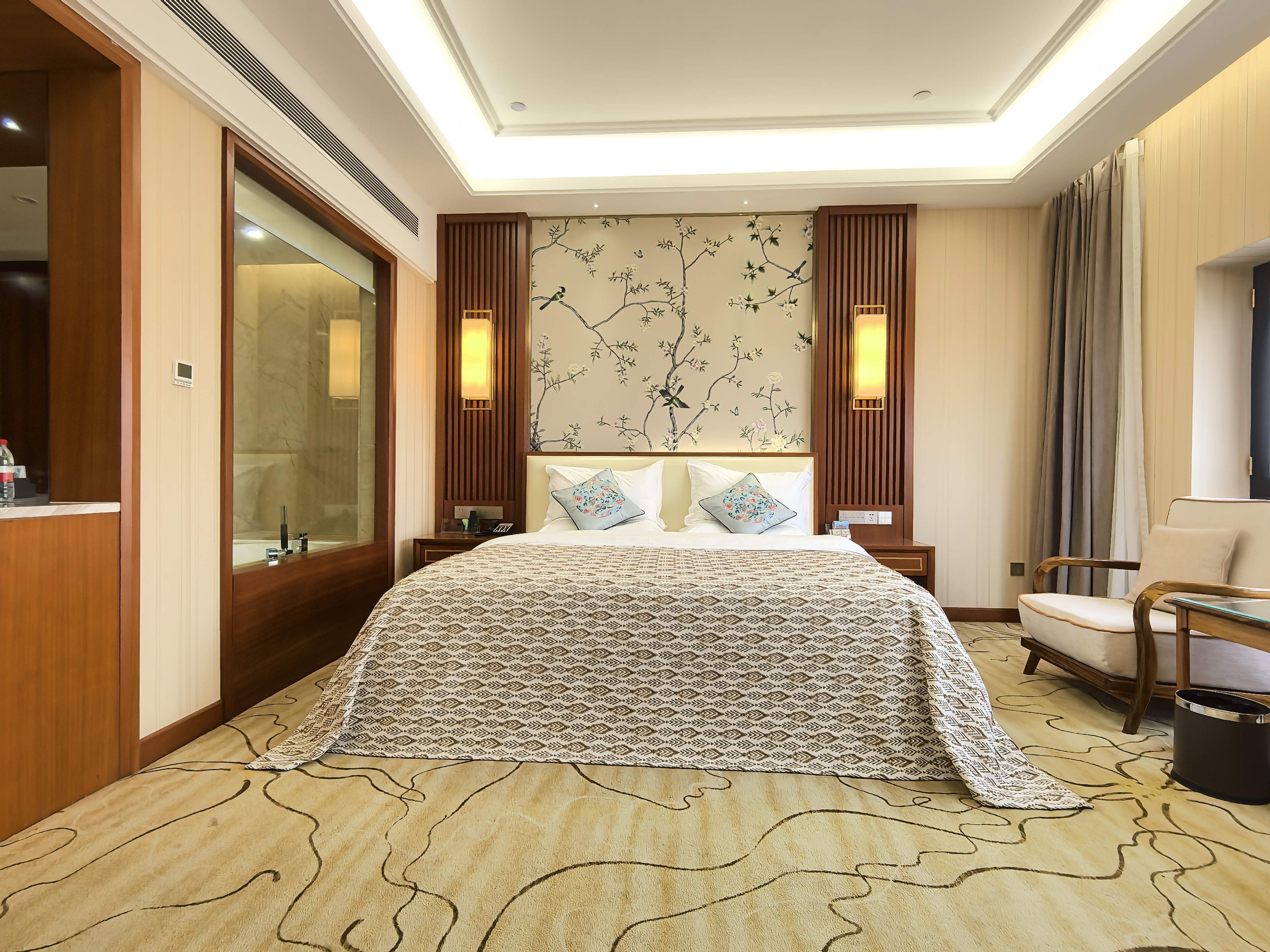 YingJiang SHIMIWADI Hotel铂金单间