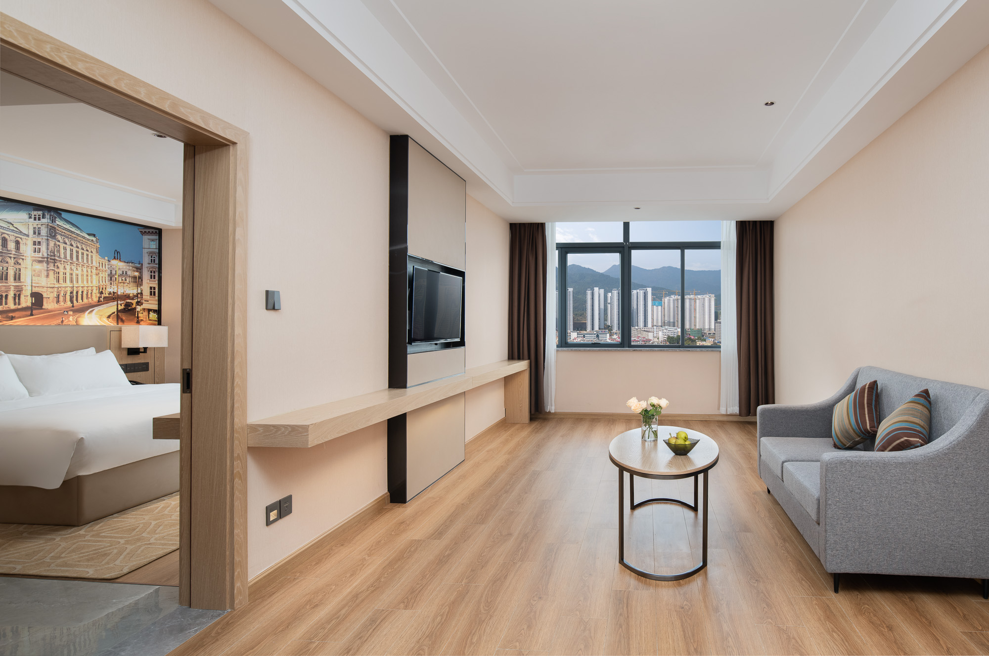 行政套房（赏山景+俯瞰城景）