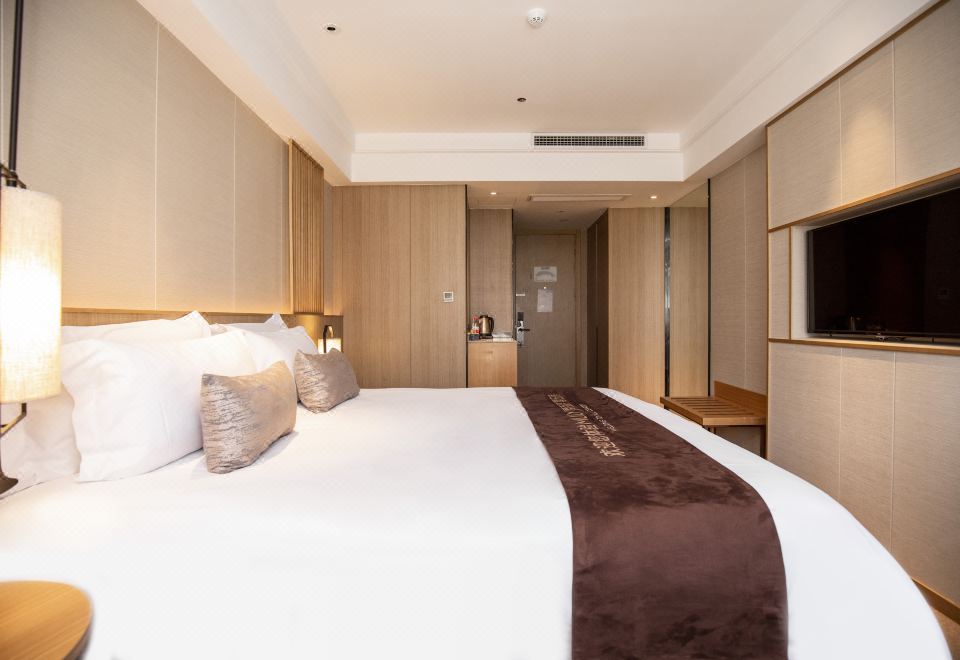 夢百合零壓大床房