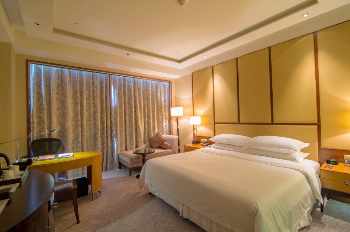 逸游豪华大床房