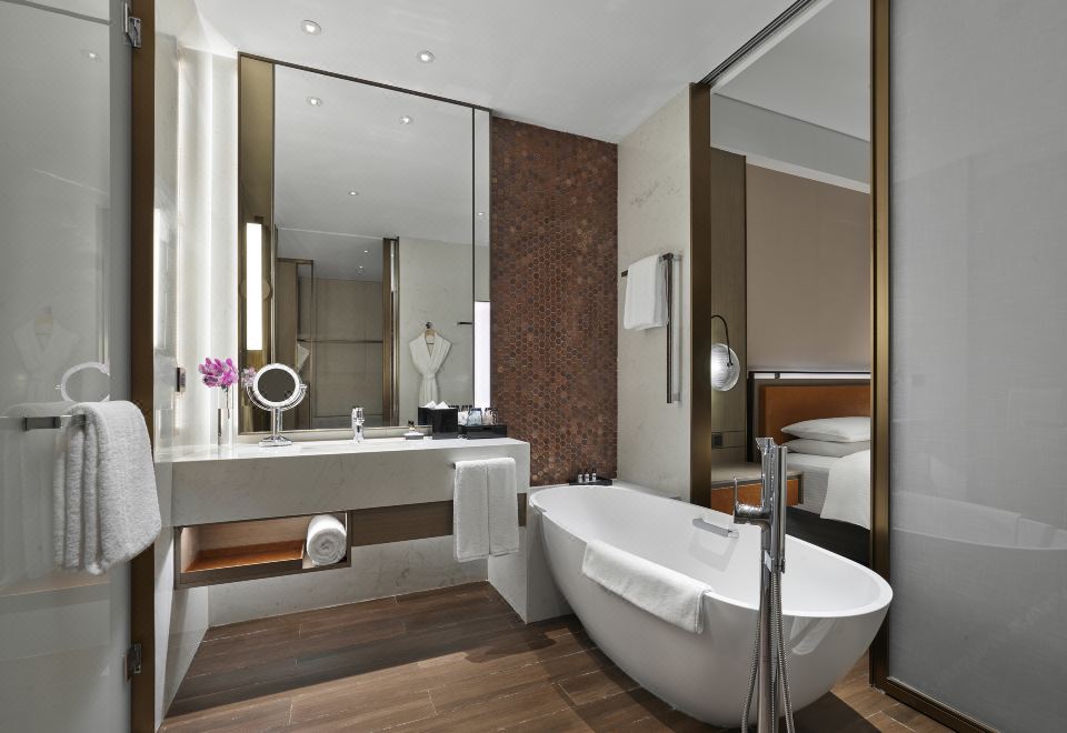 Hyatt Regency Shanghai Songjiang1 King Bed Deluxe