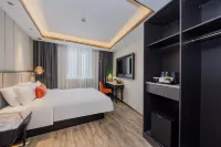 Yitel Premium (Shanghai people's Square Nanjing Road Pedestrian Street)
