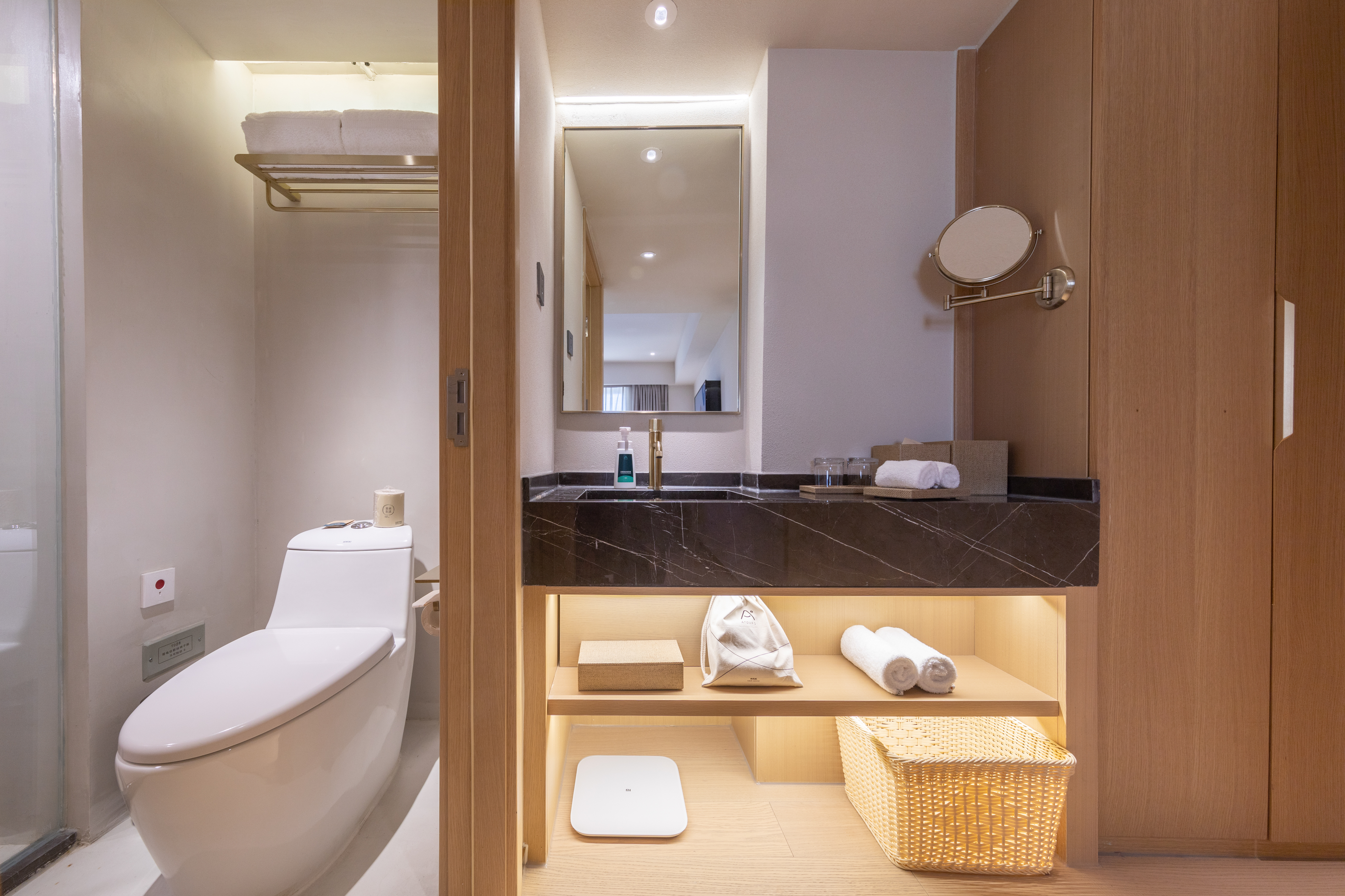 几木城景大床房（深睡枕PRO+手机投屏+小冰箱）