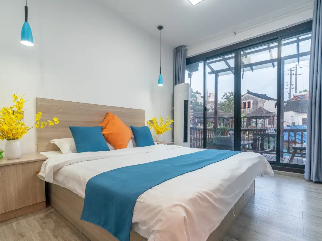 Zhouzhuang Qingfeng Mingyuelou Boutique Inn - Shanghai